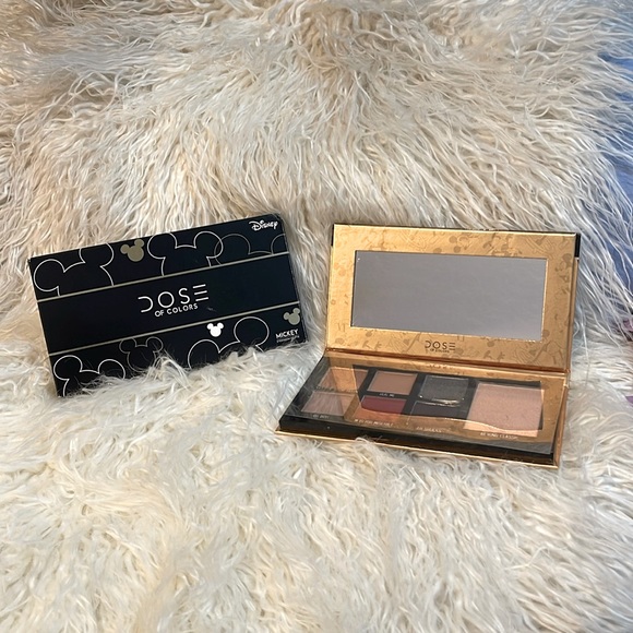 Dose of Colors Limited Edition Mickey Mouse Palette Eye Shadows Highlighter NIB - Picture 2 of 6